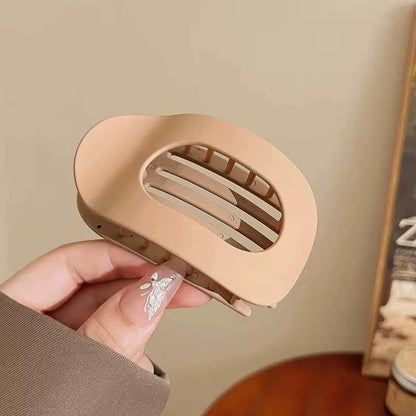 Clipia - Tie up your hair. Get rid of discomfort.