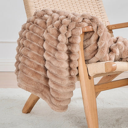 La Câline™ Blanket